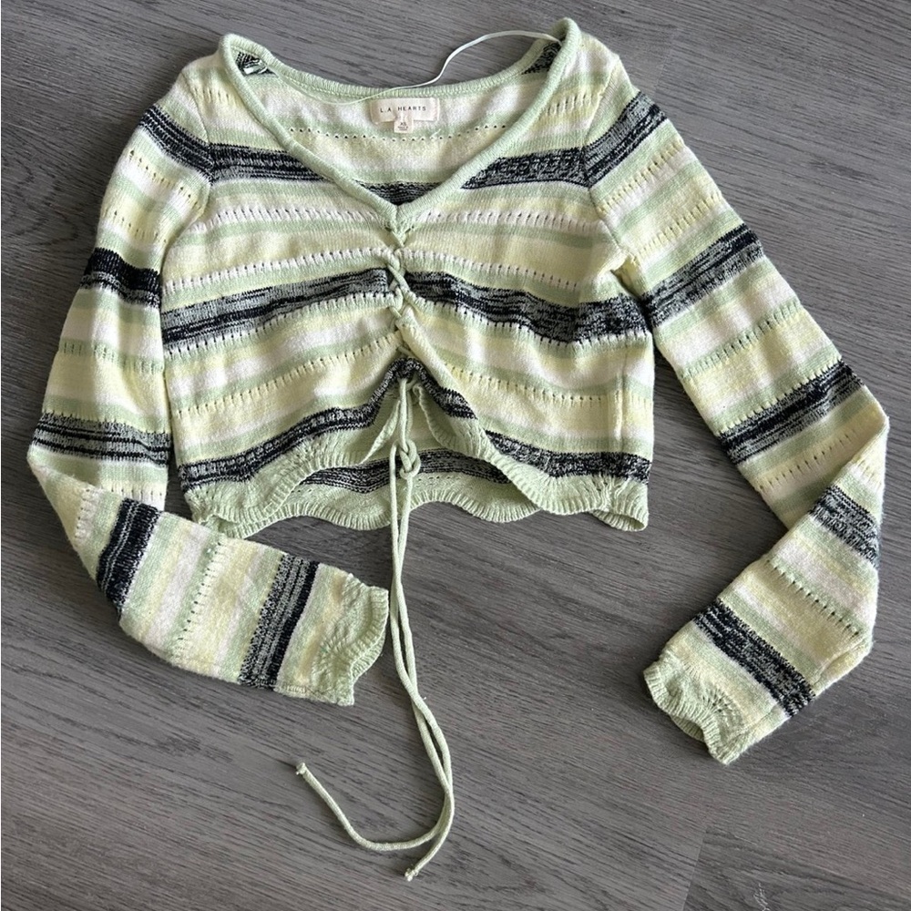 PacSun Lahearts sweater